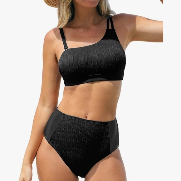 CUPSHE Women's Bikini High Waisted, One Shoulder, Adjustable Strap Size Medium - Picture 1 of 10